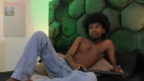 Alex Jaccob online show from April 18, 2:21 pm