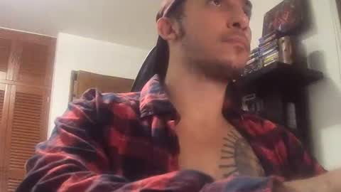 Snapshot of alexopenmind21 chatting on January 5, 1:35 am Alexxx online show from January 5, 1:35 am