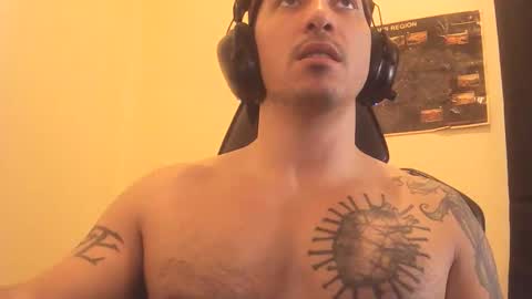 Snapshot of alexopenmind21 chatting on February 17, 4:04 pm Alexxx online show from February 17, 4:04 pm