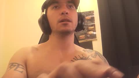 Snapshot of alexopenmind21 chatting on November 16, 4:01 pm Alexxx online show from November 16, 4:01 pm