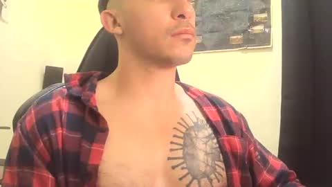 Snapshot of alexopenmind21 chatting on December 4, 4:59 pm Alexxx online show from December 4, 4:59 pm