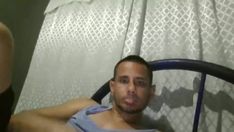 Snapshot of alextico1 chatting on July 5, 6:09 am Alex online show from July 5, 6:09 am