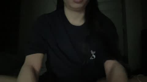 Snapshot of alextran665 chatting on December 31, 9:21 am Your Anime T Girl online show from December 31, 9:21 am