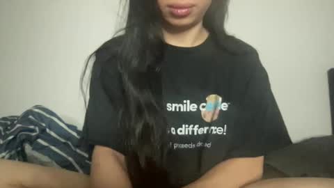 Snapshot of alextran665 chatting on November 3, 9:48 pm Your Anime T Girl online show from November 3, 9:48 pm