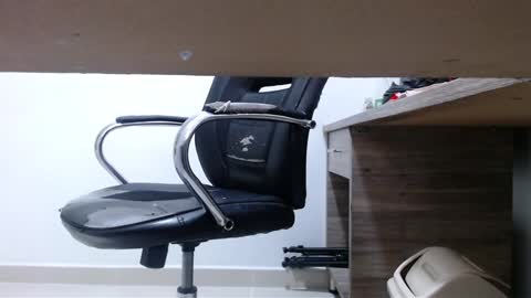 Alex online show from February 6, 1:05 am