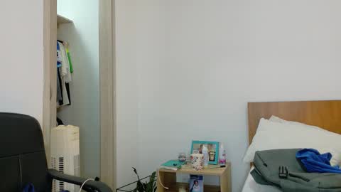 Alex online show from February 5, 6:29 am