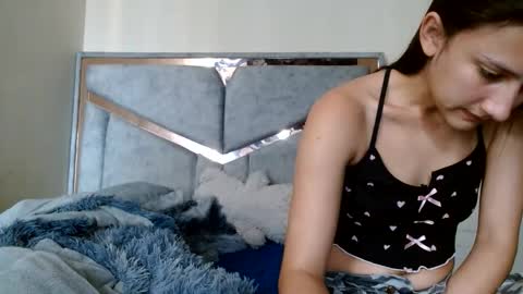alex y luisa online show from June 7, 2:54 pm