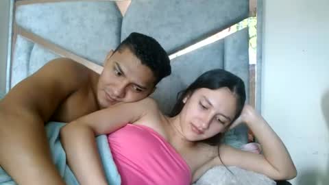 alex y luisa online show from July 22, 2:42 pm