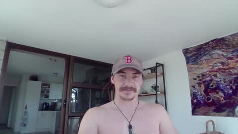 Snapshot of alexx1169 chatting on December 12, 3:32 am Alex online show from December 12, 3:32 am