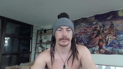 Snapshot of alexx1169 chatting on December 14, 11:01 pm Alex online show from December 14, 11:01 pm