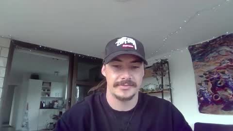 Snapshot of alexx1169 chatting on February 6, 2:22 am Alex online show from February 6, 2:22 am