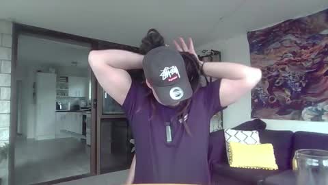 Snapshot of alexx1169 chatting on December 2, 3:23 am Alex online show from December 2, 3:23 am