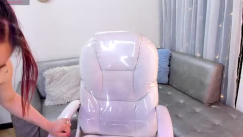 Alexx online show from December 30, 7:42 pm