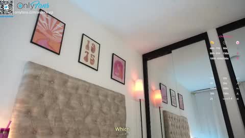 Snapshot of alexxa_dz chatting on March 3, 4:03 am online show from March 3, 4:03 am