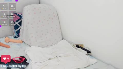 alexandra zyla suleyman  online show from January 25, 2:37 am