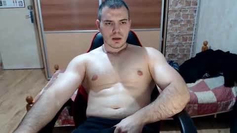 alexxgorilla online show from March 7, 5:21 pm