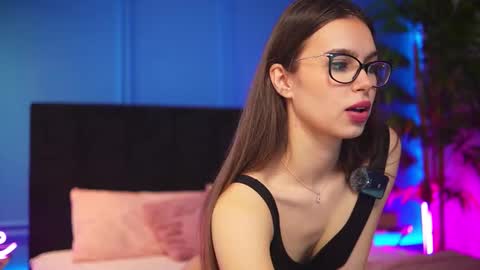 Snapshot of alexxisrae chatting on November 26, 4:46 am Alexxis Rae online show from November 26, 4:46 am