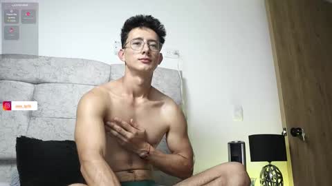 Alex online show from November 10, 11:04 pm