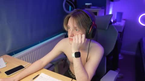 Alexycutie online show from March 20, 1:16 pm