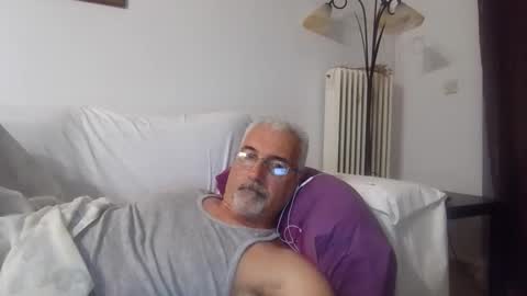 Snapshot of alfatop chatting on September 21, 9:38 pm I wanna cum online show from September 21, 9:38 pm