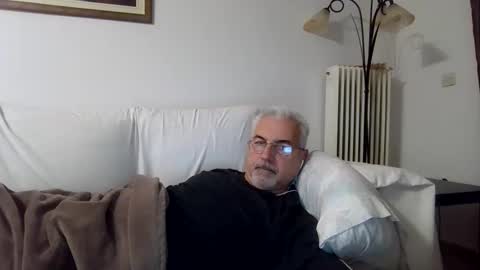 Snapshot of alfatop chatting on January 11, 12:37 am I wanna cum online show from January 11, 12:37 am