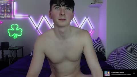 Snapshot of alfiegreenxxx chatting on February 7, 11:08 pm Alfie Green online show from February 7, 11:08 pm