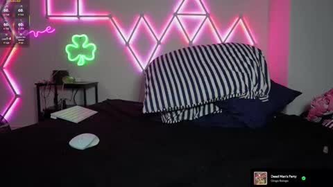 Snapshot of alfiegreenxxx chatting on February 14, 11:12 pm Alfie Green online show from February 14, 11:12 pm