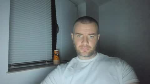 Snapshot of alfiesolomons87 chatting on December 21, 8:21 pm alfiesolomons87 online show from December 21, 8:21 pm