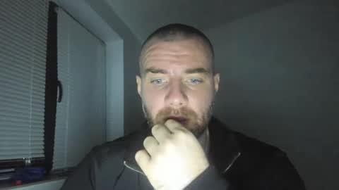 Snapshot of alfiesolomons87 chatting on January 1, 10:24 pm alfiesolomons87 online show from January 1, 10:24 pm