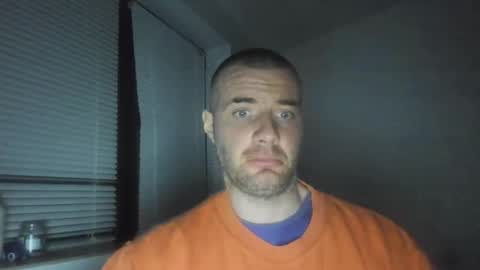 Snapshot of alfiesolomons87 chatting on February 1, 9:19 pm alfiesolomons87 online show from February 1, 9:19 pm