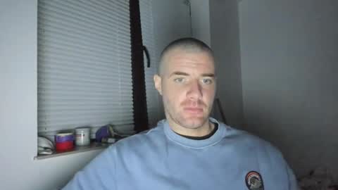 Snapshot of alfiesolomons87 chatting on February 12, 8:29 pm alfiesolomons87 online show from February 12, 8:29 pm