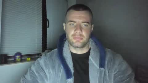 Snapshot of alfiesolomons87 chatting on March 6, 8:16 pm alfiesolomons87 online show from March 6, 8:16 pm