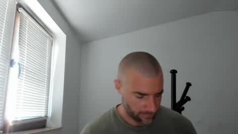 Snapshot of alfiesolomons87 chatting on October 17, 11:57 am alfiesolomons87 online show from October 17, 11:57 am