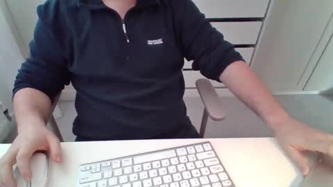 Snapshot of alfo267 chatting on October 30, 10:27 am WorkFromHomeFun online show from October 30, 10:27 am