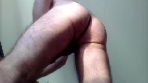 Snapshot of alfonz00 chatting on April 7, 5:30 am alfonz online show from April 7, 5:30 am