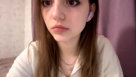 Alice online show from November 25, 9:09 am