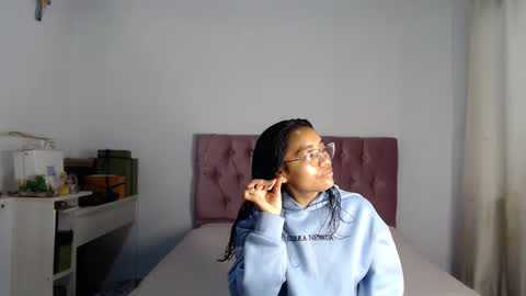 Alia  online show from September 27, 1:38 pm