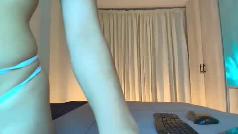 Alia  online show from February 6, 1:32 am