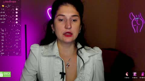 Snapshot of alianna_solo_kiss chatting on January 22, 7:03 am Alianna online show from January 22, 7:03 am