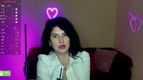 Snapshot of alianna_solo_kiss chatting on January 22, 1:11 pm Alianna online show from January 22, 1:11 pm