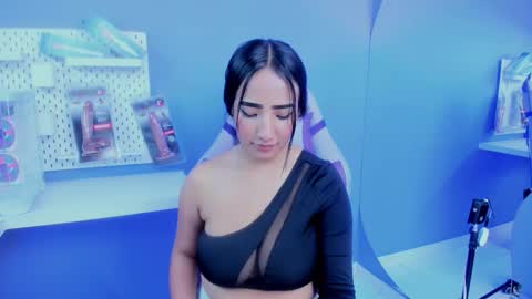 alice_26__ online show from February 17, 1:51 pm