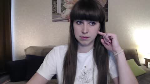 alice_59 online show from April 24, 10:39 am