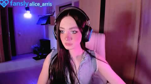 Alice Aris online show from February 18, 2:13 pm
