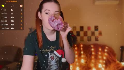 Alice online show from December 21, 9:11 pm