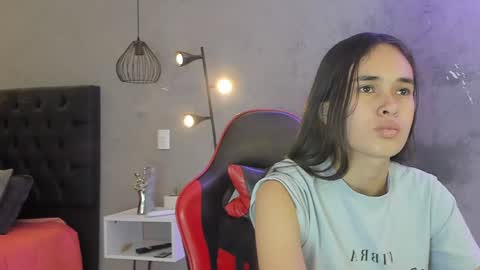 Alice Susan online show from April 20, 8:43 pm