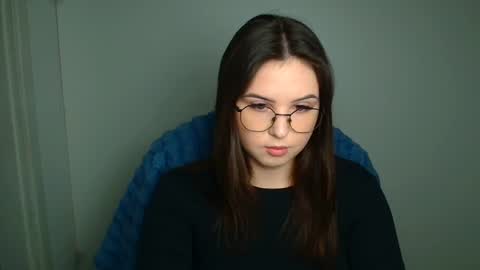 Alice online show from March 6, 8:11 am