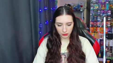 Snapshot of alice_bailey chatting on February 26, 12:25 pm Alice online show from February 26, 12:25 pm