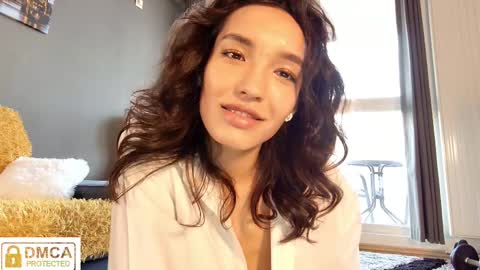 Snapshot of alice_bane chatting on February 9, 3:23 pm A R Y A  T I A online show from February 9, 3:23 pm