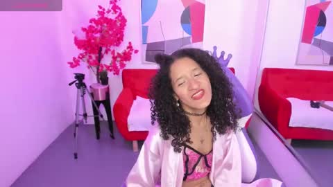 Snapshot of alice_candace chatting on January 24, 5:00 pm Alice online show from January 24, 5:00 pm