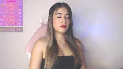 alice_cespedes online show from June 23, 6:17 pm